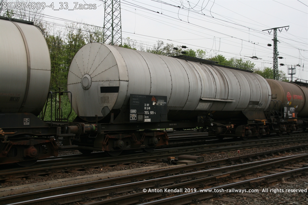 807874909-4_33_Zaces.JPG